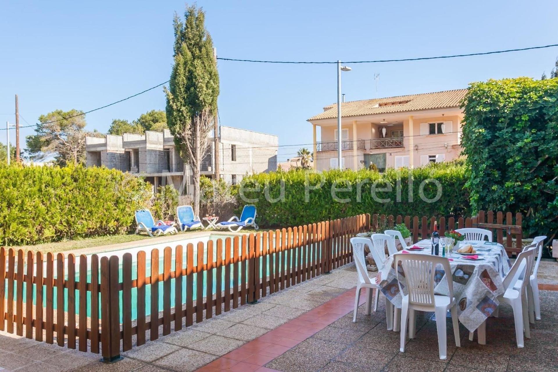 In Son Baulo Mit Schoener Terrasse Vakantiehuis